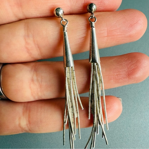 🎉Sold🎉 10 Multi Strand Sterling Liquid Silv Southwestern Tassel Dangle Earrings - Picture 4 of 7